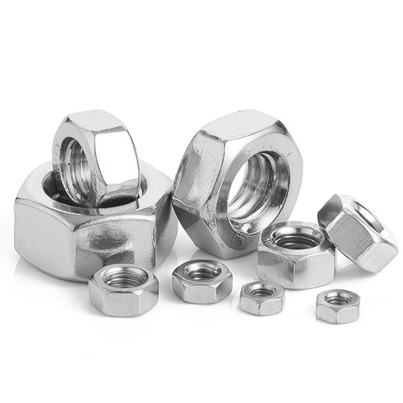 Svarta hexagonala tunna nötter