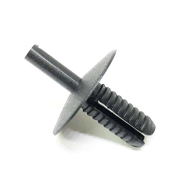 Expanderande nitklämma