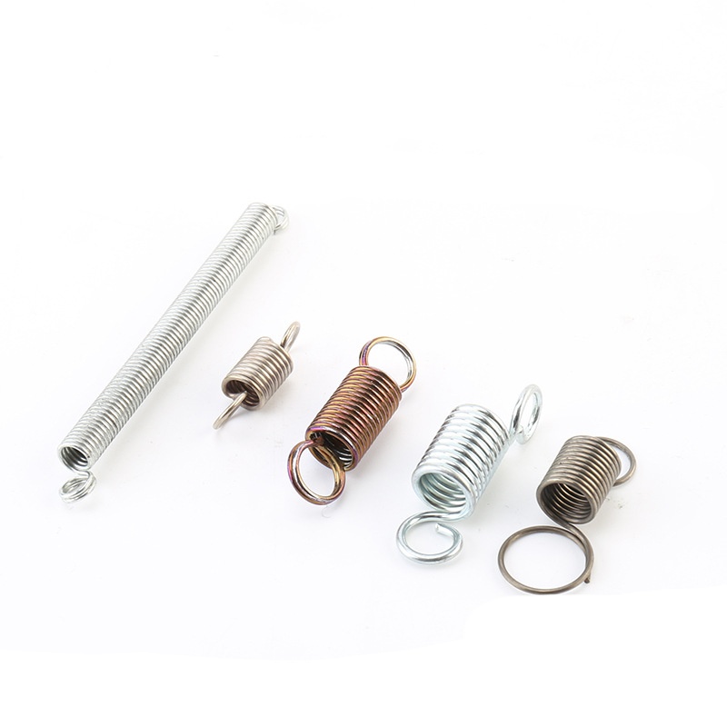 Spännfjäder i metall med dubbla krokar