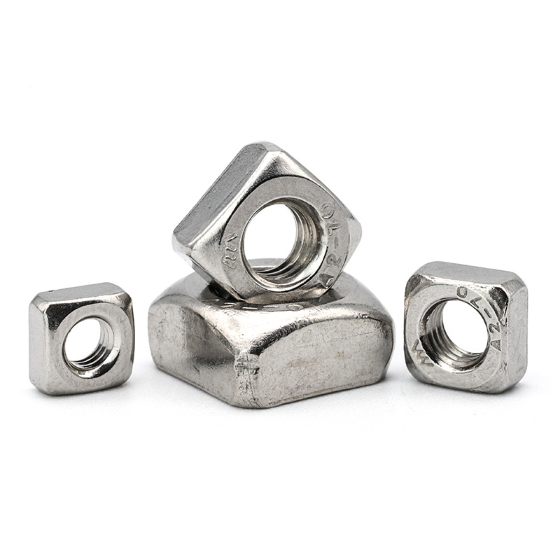 Tunna fyrkantiga nötter