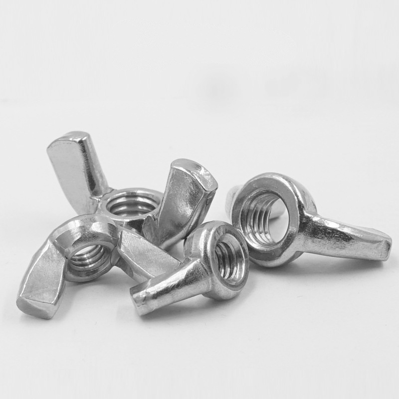 Vingmutter med rundade vingar